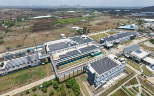 AXITEC Energy India Supplies 600 Wp Bifacial Modules for 1.25 MWp Solar Project in Maharashtra 